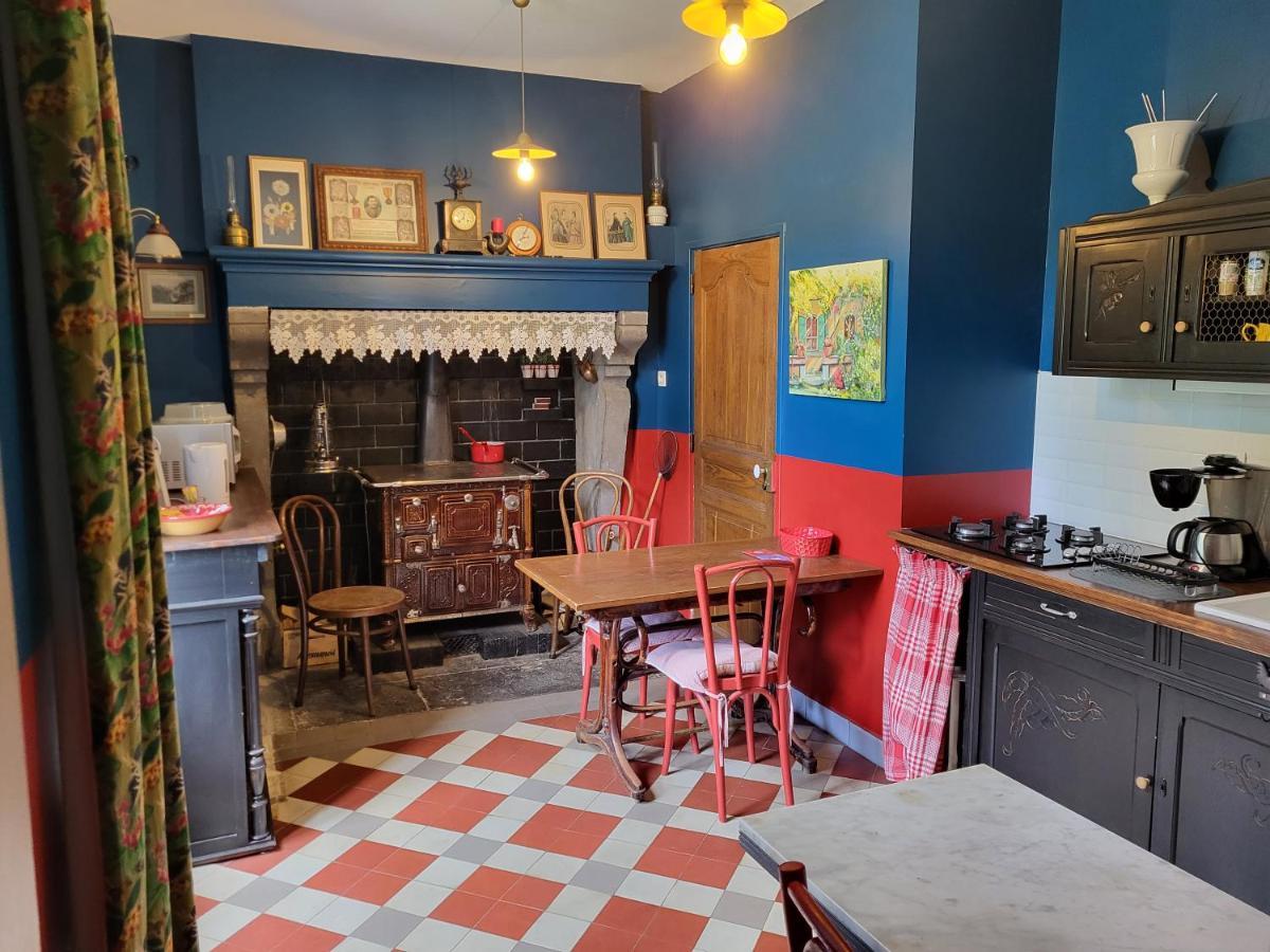 ラ・ブルブール Domaine Les Pradets Bed & Breakfast エクステリア 写真
