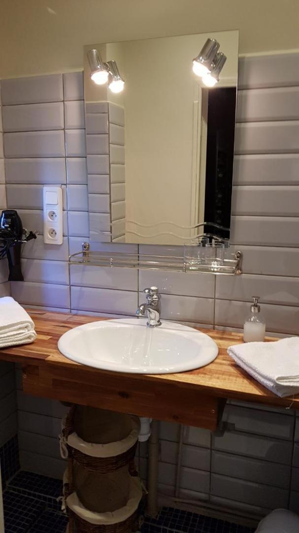 ラ・ブルブール Domaine Les Pradets Bed & Breakfast 部屋 写真